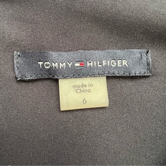 Tommy Hilfiger Sleeveless Sheath Dress Snakeskin Print V-Neck Lined Zip Size 6 - Picture 9 of 11